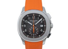 Patek Philippe Aquanaut 5968A-001 (2019) - Black dial 42 mm Steel case