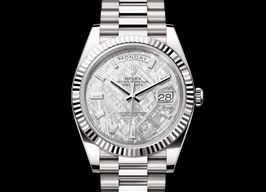 Rolex Day-Date 40 228239 (2023) - Silver dial 40 mm White Gold case