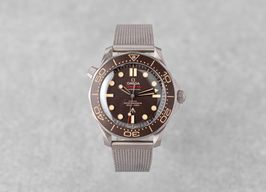 Omega Seamaster Diver 300 M 210.90.42.20.01.001 (2021) - Brown dial 42 mm Titanium case