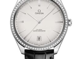 Omega De Ville Trésor 435.18.40.21.02.001 (2026) - Silver dial 40 mm Steel case
