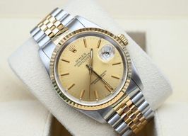 Rolex Datejust 36 16233 (1993) - Champagne wijzerplaat 36mm Goud/Staal