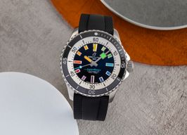 Breitling Superocean 42 A17375211B2S2 (Onbekend (willekeurig serienummer)) - Zwart wijzerplaat 43mm Staal