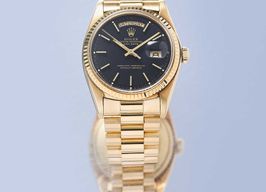 Rolex Day-Date 36 18038 (1974) - Black dial 36 mm Yellow Gold case