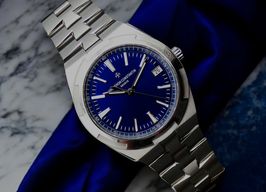 Vacheron Constantin Overseas 4500V/110A-B128 (Unknown (random serial)) - Blue dial 42 mm Steel case