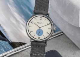 NOMOS Tangente 179.S24 (Onbekend (willekeurig serienummer)) - Beige wijzerplaat 38mm Staal