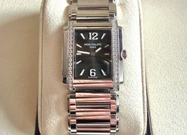 Patek Philippe Twenty~4 4910/1200A-011 -