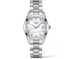 Longines Conquest Classic L2.386.4.87.6 (2026) - Pearl dial 34 mm Steel case