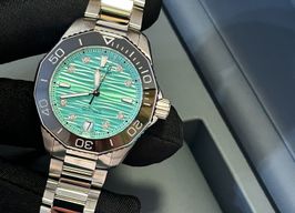 TAG Heuer Aquaracer Lady WBP231K.BA0618 (2025) - Groen wijzerplaat 36mm Staal