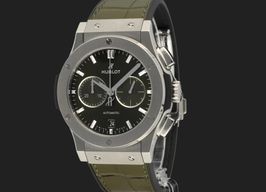 Hublot Classic Fusion Chronograph 541.NX.8970.LR (2024) - Green dial 42 mm Titanium case