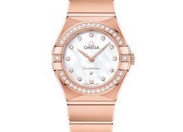 Omega Constellation Quartz 131.55.25.60.55.001 (2025) - Parelmoer wijzerplaat 25mm Roségoud