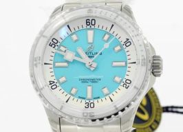 Breitling Superocean A17377211C1A1 (2024) - Turquoise wijzerplaat 36mm Staal