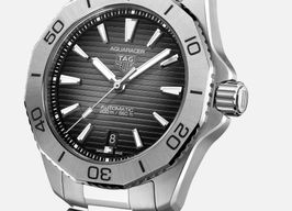 TAG Heuer Aquaracer WBP2110.BA0627 (2025) - Black dial 40 mm Steel case