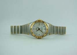 Omega Constellation - (Unknown (random serial)) - White dial 27 mm Gold/Steel case
