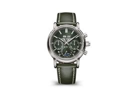 Patek Philippe Perpetual Calendar 5204G-001 (2025) - Green dial 40 mm White Gold case