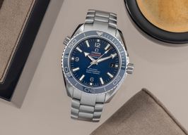 Omega Seamaster Planet Ocean 232.90.42.21.03.001 (2016) - Blauw wijzerplaat 42mm Titanium