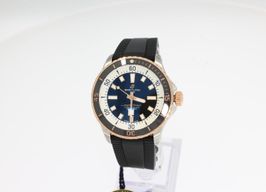 Breitling Superocean 42 U17375211B1S1 (2025) - Black dial 42 mm Steel case