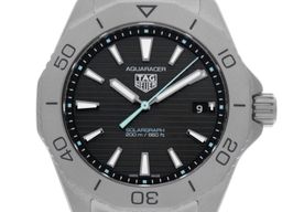 TAG Heuer Aquaracer WBP1180.BF0000 (2025) - Zwart wijzerplaat 40mm Titanium