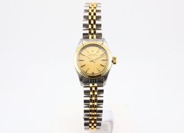 Rolex Lady-Datejust 6917 (1978) - Gold dial 26 mm Yellow Gold case