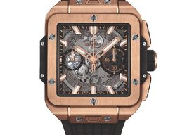 Hublot Square Bang 821.OX.0180.RX (2025) - Transparant wijzerplaat 42mm Roségoud