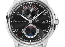 IWC Yacht Club IW344002 (2026) - Zwart wijzerplaat 45mm Staal