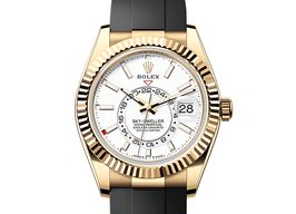Rolex Sky-Dweller 336238 (2025) - Wit wijzerplaat 42mm Geelgoud