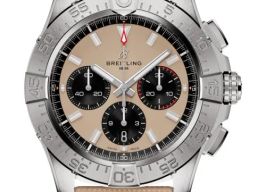 Breitling Avenger AB0147101A1X1 -