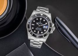 Rolex Submariner Date 116610LN (Onbekend (willekeurig serienummer)) - Zwart wijzerplaat 40mm Staal