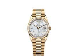 Rolex Day-Date 36 128348RBR (2025) - Wit wijzerplaat 36mm Geelgoud