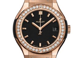 Hublot Classic Fusion 565.OX.1480.LR.1204 (2023) - Black dial 38 mm Rose Gold case