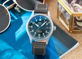 IWC Pilot Mark IW327006 (Onbekend (willekeurig serienummer)) - Zwart wijzerplaat 40mm Titanium