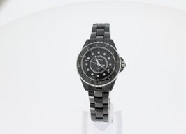Chanel J12 H5701 (2024) - Black dial 13 mm Ceramic case
