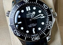 Omega Seamaster Diver 300 M 210.32.42.20.01.003 (2025) - Zwart wijzerplaat 42mm Staal