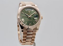 Rolex Day-Date 40 228235 (2020) - Groen wijzerplaat 40mm Roségoud