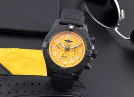 Breitling Avenger Hurricane XB0170E41I1S2 -