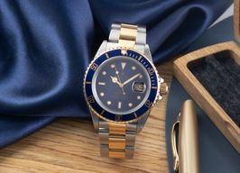 Rolex Submariner Date 16613 (1991) - Blauw wijzerplaat 40mm Goud/Staal