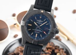 Breitling Avenger Blackbird 44 V1731110/BD74 -