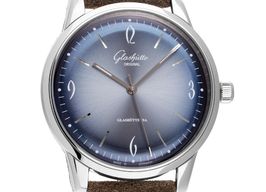 Glashütte Original Sixties 1-39-52-14-02-04 (2025) - Blue dial 39 mm Steel case