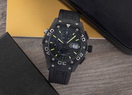 TAG Heuer Aquaracer 500M CAJ2180 (Unknown (random serial)) - Black dial 44 mm Titanium case