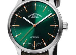 Mühle Glashütte Panova M1-40-76-NB (2024) - Green dial 41 mm Steel case