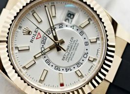 Rolex Sky-Dweller 326238 -