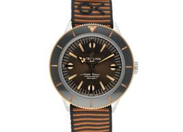Breitling Superocean Heritage U10370 (2020) - 42mm Goud/Staal