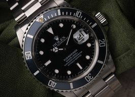 Rolex Submariner Date 16610 -