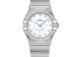 Omega Constellation Quartz 131.15.25.60.55.001 (2025) - Parelmoer wijzerplaat 25mm Staal