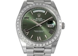 Rolex Day-Date 40 228396TBR (2022) - Green dial 40 mm Platinum case
