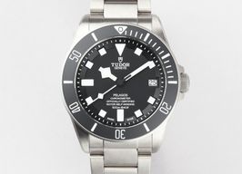 Tudor Pelagos 25600TB (2022) - Black dial 42 mm Titanium case