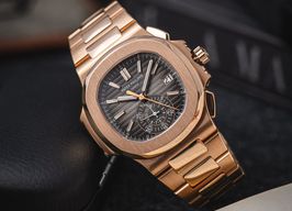 Patek Philippe Nautilus 5980/1R-001 (2013) - Black dial 41 mm Rose Gold case