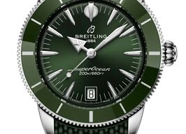 Breitling Superocean Heritage 42 AB3112361L1S1 (2025) - Green dial 44 mm Steel case