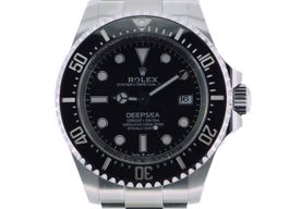 Rolex Sea-Dweller Deepsea 136660 (2024) - Zwart wijzerplaat 44mm Staal