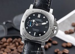 Panerai Luminor Submersible 1950 3 Days Automatic PAM00682 -