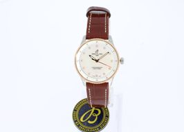 Breitling Navitimer U77320E61A1P1 (2025) - Pearl dial 32 mm Steel case